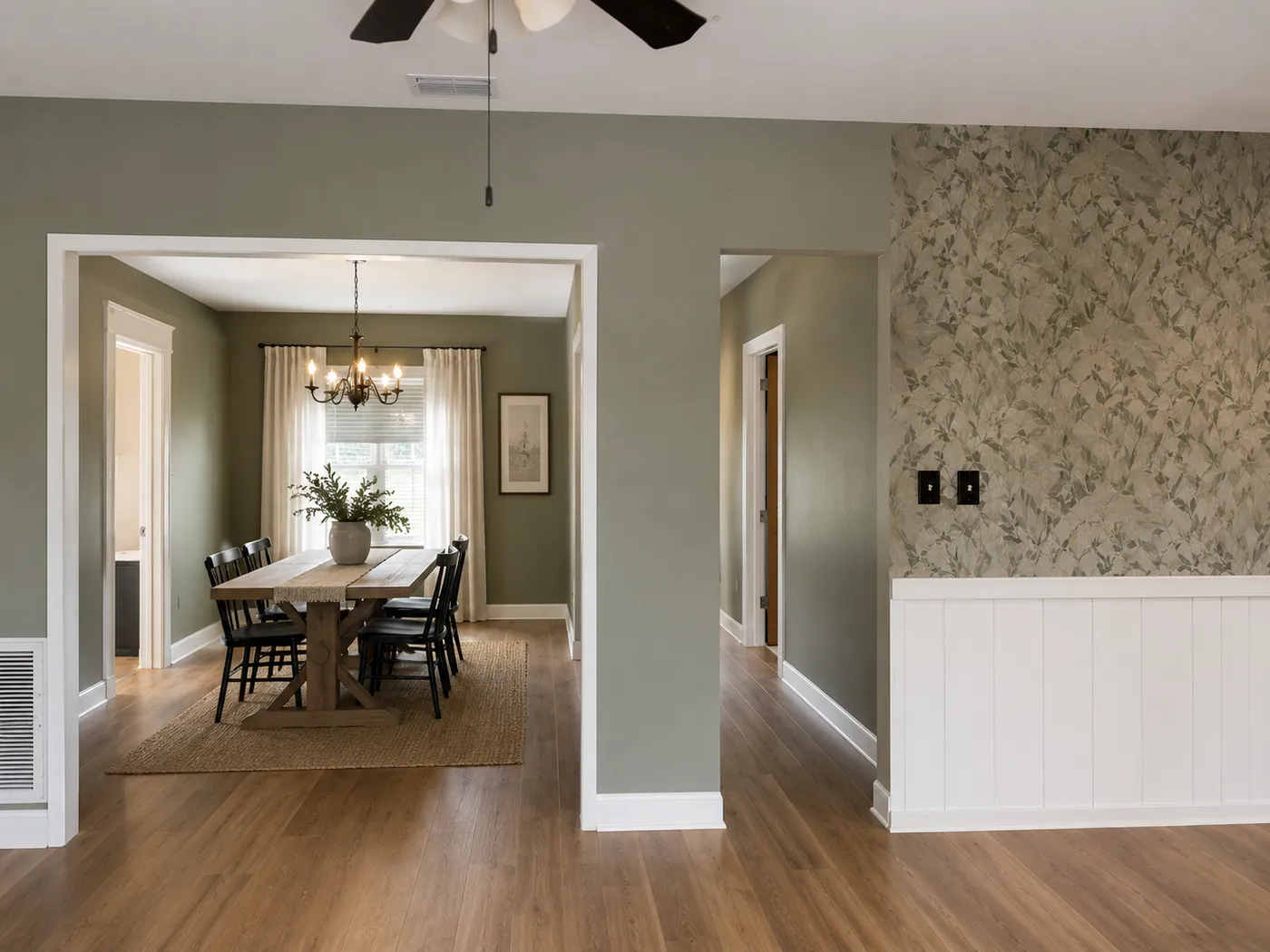 Paint and Wallpaper, Tampa Bay, FL
